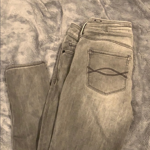 Abercrombie & Fitch Super Skinny Gray Jeans - Picture 5 of 6